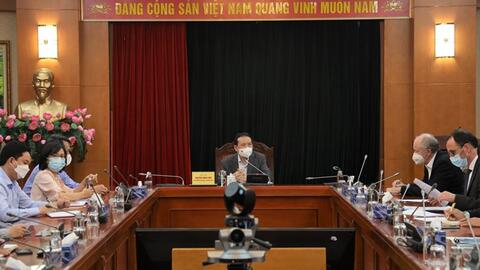 Đồng chí Nguyễn Hồng Sơn, Phó Trưởng Ban Kinh tế Trung ương tiếp và làm việc với các tổ chức quốc tế