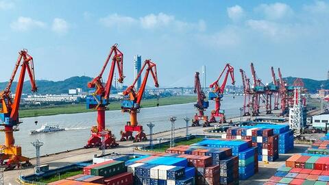 Thương mại giữa ASEAN và Trung Quốc tăng trưởng mạnh