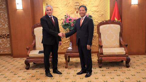 Trưởng Ban Kinh tế Trung ương Trần Tuấn Anh tiếp các Đại sứ Hàn Quốc, Belarus, Nhật Bản tại Việt Nam