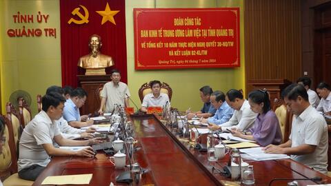 Đoàn công tác Ban Kinh tế Trung ương làm việc với Thường trực Tỉnh ủy Quảng Trị về sắp xếp, đổi mới các công ty nông, lâm nghiệp