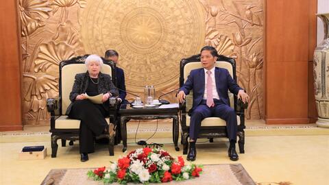 Đồng chí Trần Tuấn Anh, Uỷ viên Bộ Chính trị, Trưởng Ban Kinh tế Trung ương tiếp Bộ trưởng Bộ Tài chính Hoa Kỳ