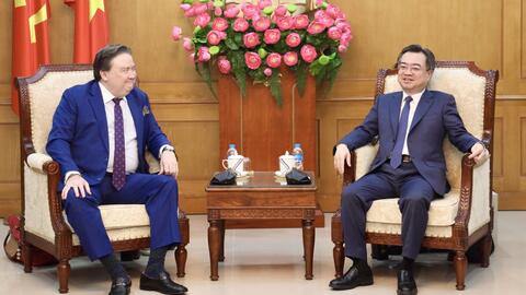 Trưởng Ban Chính sách, chiến lược Trung ương  Nguyễn Thanh Nghị tiếp Đại sứ Hoa Kỳ tại Việt Nam