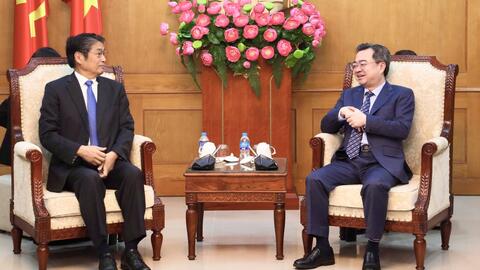 Trưởng Ban Chính sách, chiến lược Trung ương Nguyễn Thanh Nghị tiếp Đại sứ Nhật Bản tại Việt Nam