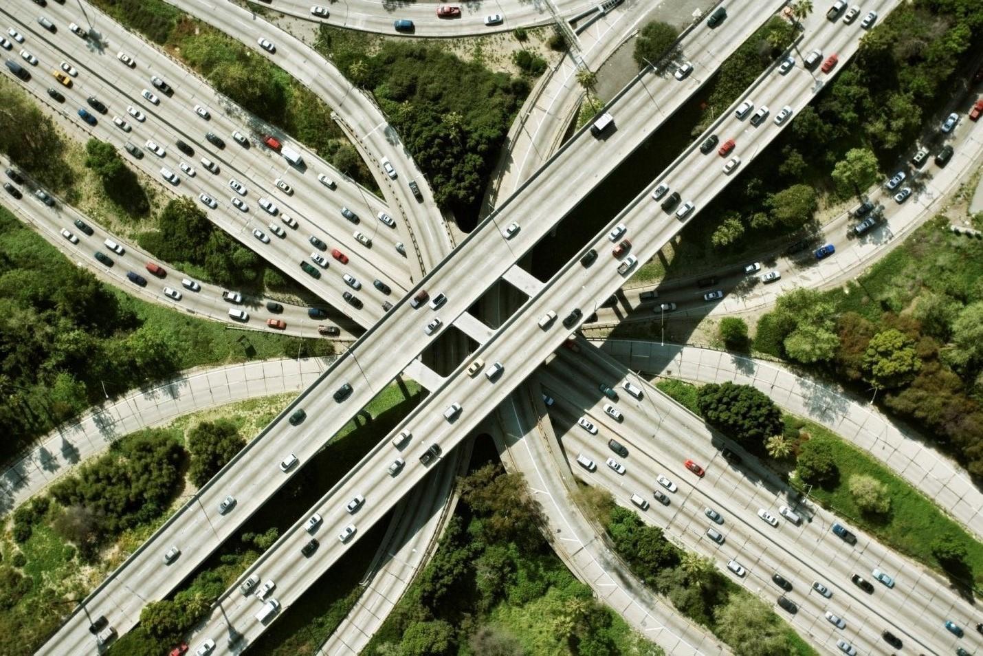 Hợp tác công tư trong xây dựng hạ tầng giao thông đường bộ - lý luận và thực tiễn