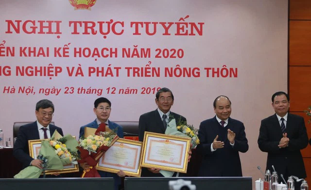 Thêm nhiều 