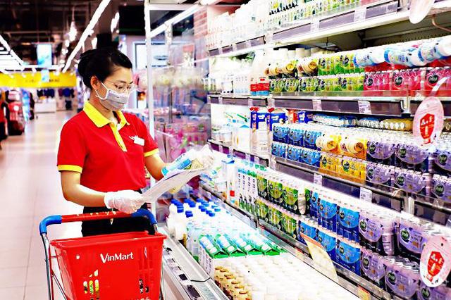 Hoạt động thương mại, dịch vụ của Hà Nội đang phục hồi tích cực - Ảnh 1.