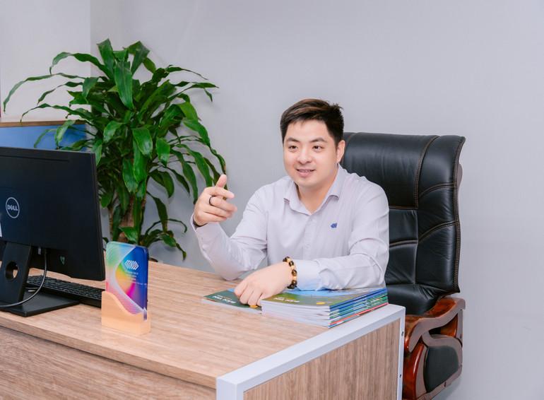 anh-3-ong-nguyen-duc-dung-pho-tong-giam-doc-mxv.jpg