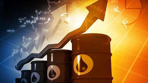 Tại sao giá dầu biến động lại quan trọng đối với nền kinh tế toàn cầu?