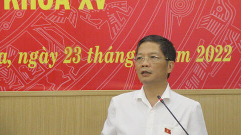 Trưởng Ban Kinh tế Trung ương Trần Tuấn Anh tiếp xúc cử tri tại Khánh Hòa