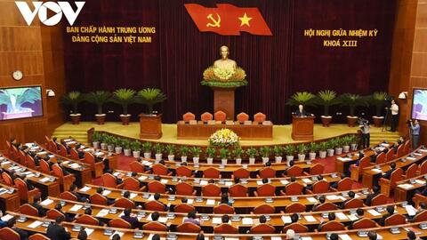 Bế mạc Hội nghị Trung ương giữa nhiệm kỳ sau 3 ngày làm việc