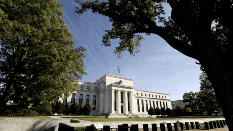Bất đồng trong dự báo khả năng Fed giảm lãi suất trong năm 2024