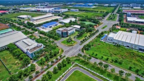 Xanh hóa trong các khu công nghiệp để đón sóng đầu tư mới