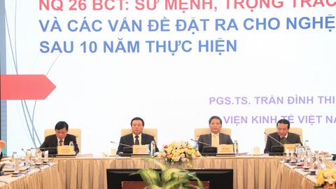 Hội thảo “Phát triển kinh tế - xã hội và bảo đảm quốc phòng, an ninh tỉnh Nghệ An đến năm 2030, tầm nhìn đến năm 2045”