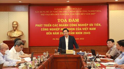 Phát triển các ngành công nghiệp ưu tiên, công nghiệp mũi nhọn của Việt Nam đến năm 2030, tầm nhìn 2045