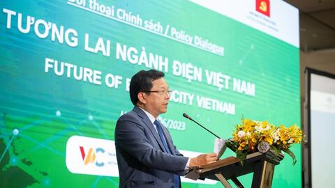 Đồng chí Nguyễn Đức Hiển, Phó Trưởng Ban Kinh tế Trung ương chủ trì Hội thảo Đối thoại chính sách “Tương lai ngành điện Việt Nam”