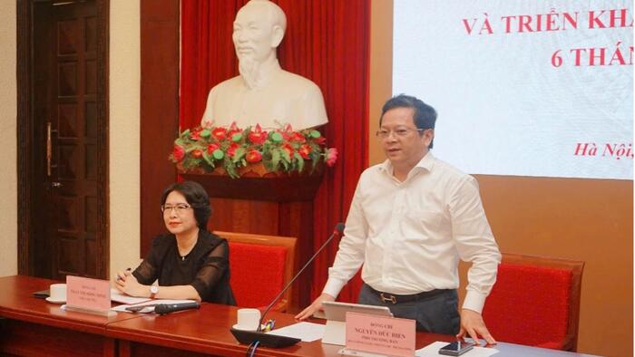 Phó Trưởng Ban Chính sách, chiến lược Trung ương Nguyễn Đức Hiển tham dự và chỉ đạo Hội nghị sơ kết công tác 6 tháng đầu năm 2025 của Viện Nghiên cứu Chính sách và Chiến lược