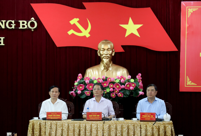Đoàn công tác của Ban Chỉ đạo tổng kết Nghị quyết 09-NQ/TW làm việc với Tỉnh ủy Nam Định  -0